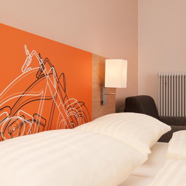 Hotel Kuchlerwirt - Doppel- oder Zweibettzimmer - 2