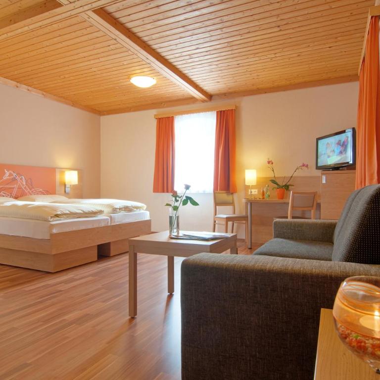 Hotel Kuchlerwirt - Dreibettzimmer - 3