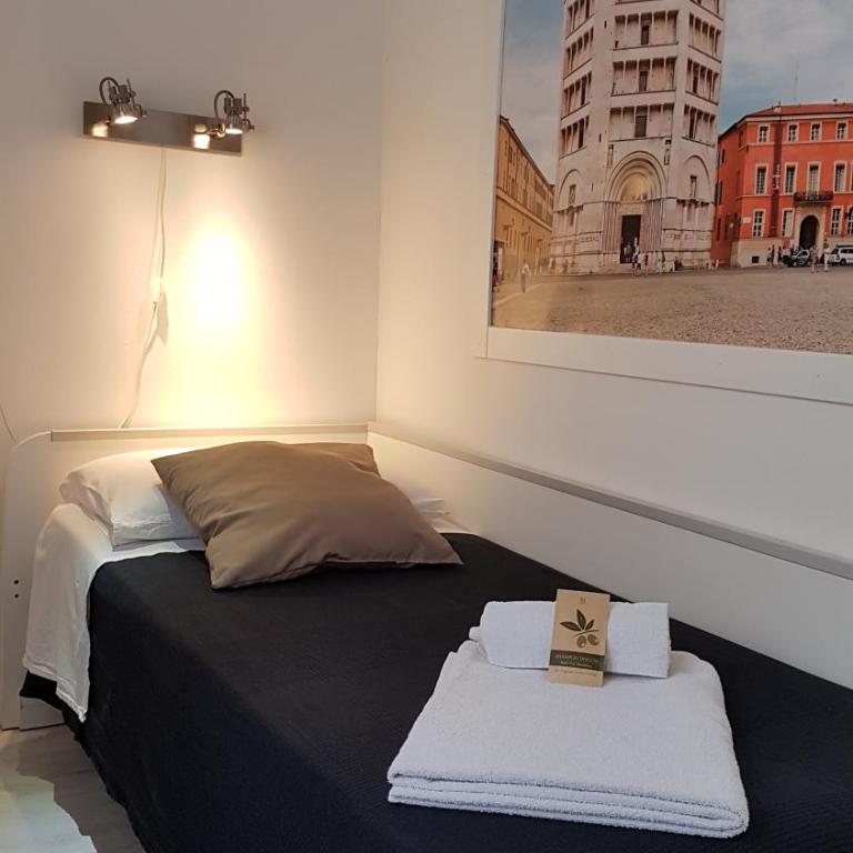 Forum Guest House FREE Private Parking - Camera Doppia con Letti Singoli con Bagno Privato - 3