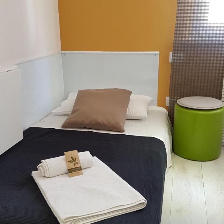 Forum Guest House FREE Private Parking - Camera Doppia con Letti Singoli con Bagno Privato - 1