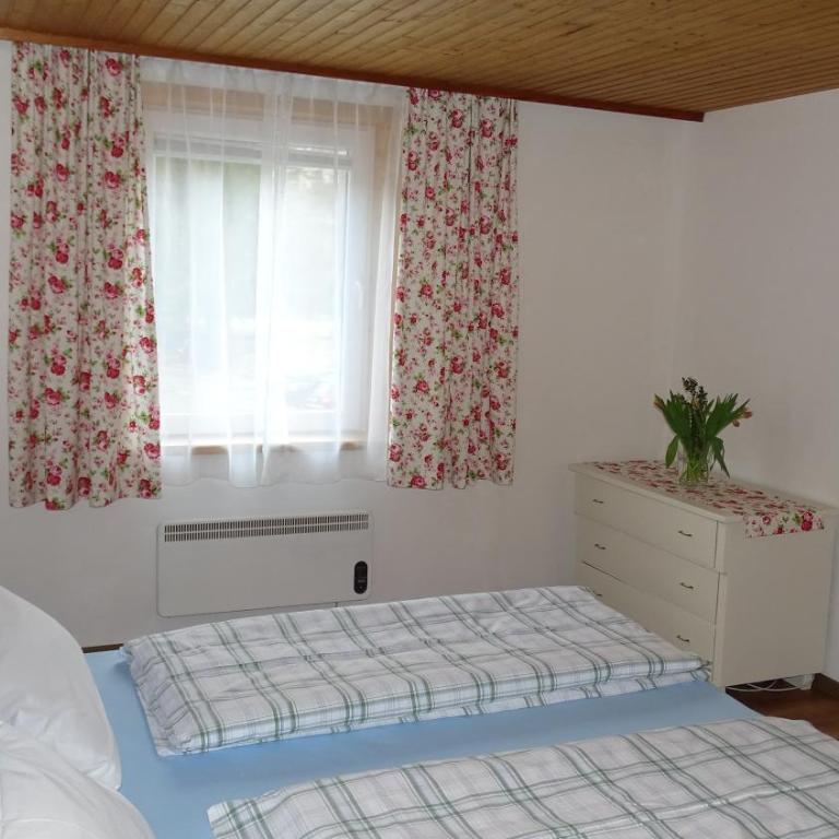 Ferienwohnung Karin Humer - Apartment mit Blick auf die Berge - 14