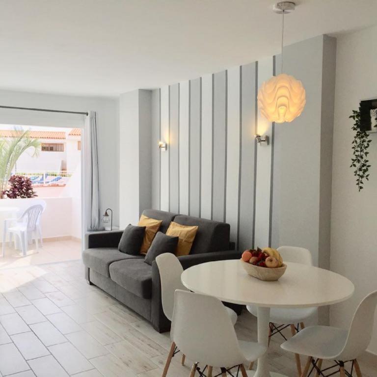 Playa y sol !!! Parking y wifi gratis - Apartamento - 10