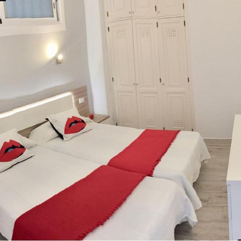 Playa y sol !!! Parking y wifi gratis - Apartamento - 13