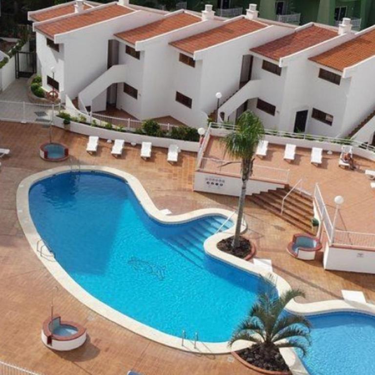 Playa y sol !!! Parking y wifi gratis - Apartamento - 6