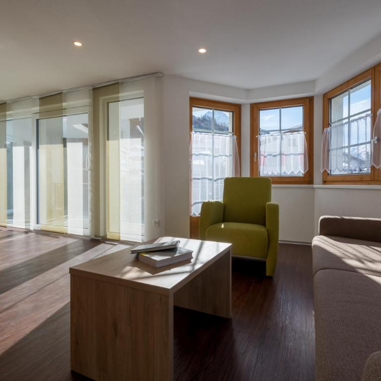 Apartments Alpenrose - Apartment mit Blick auf die Berge - 1