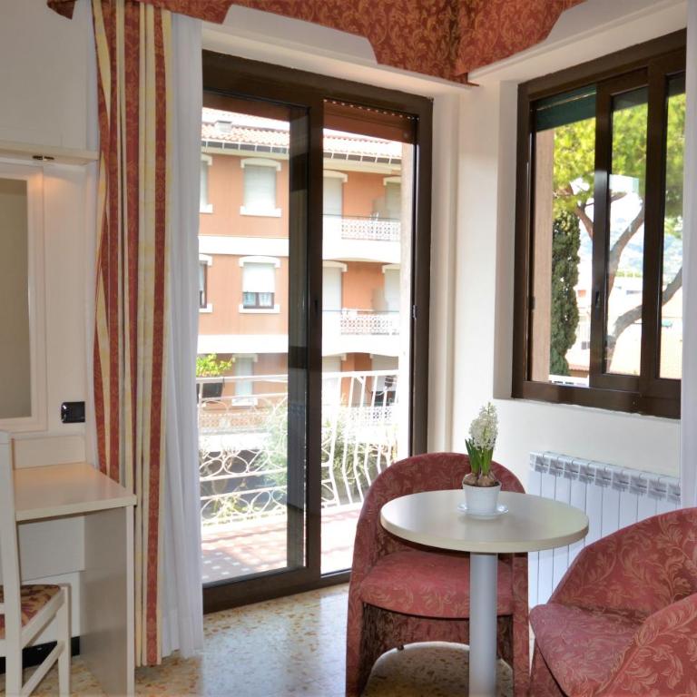Gold Hotel - Camera Matrimoniale Comfort - 7