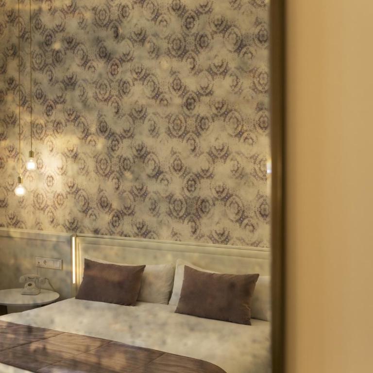 ICON Bcn - Double or Twin Room (1-2 Adults) - 9