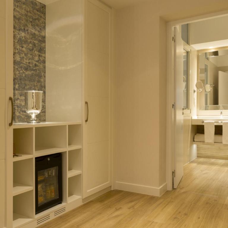 ICON Bcn - Quadruple Room - 5