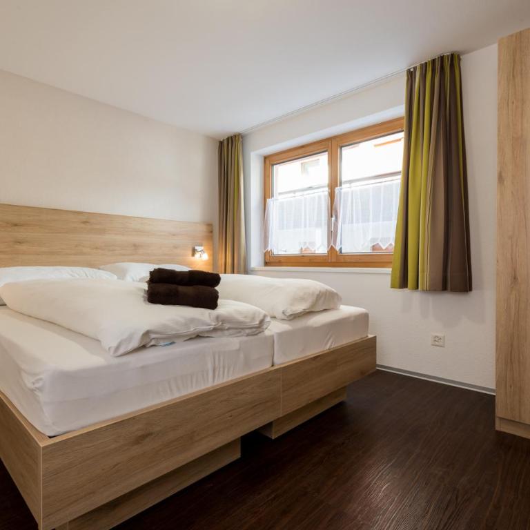 Apartments Alpenrose - Apartment mit Blick auf die Berge - 11