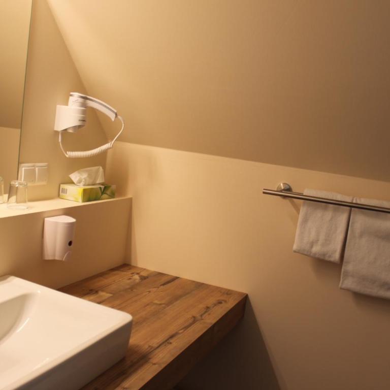 Hotel Braun - Grande Chambre Simple - 5