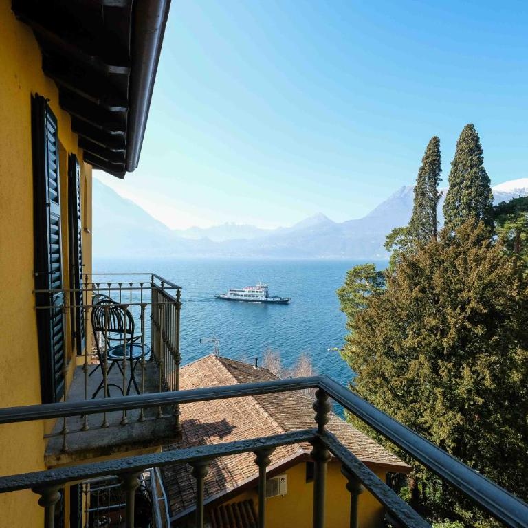 Albergo Milano - Camera Matrimoniale/Doppia con Letti Singoli con Vista Lago Parziale - 4