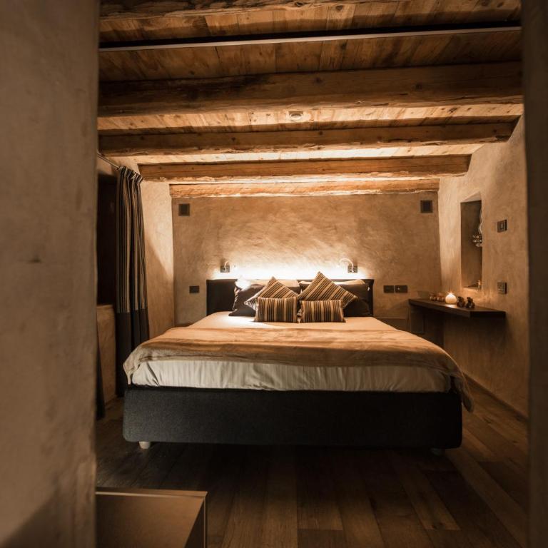 Relais Bondaz - Suite King con Vasca Idromassaggio - 1
