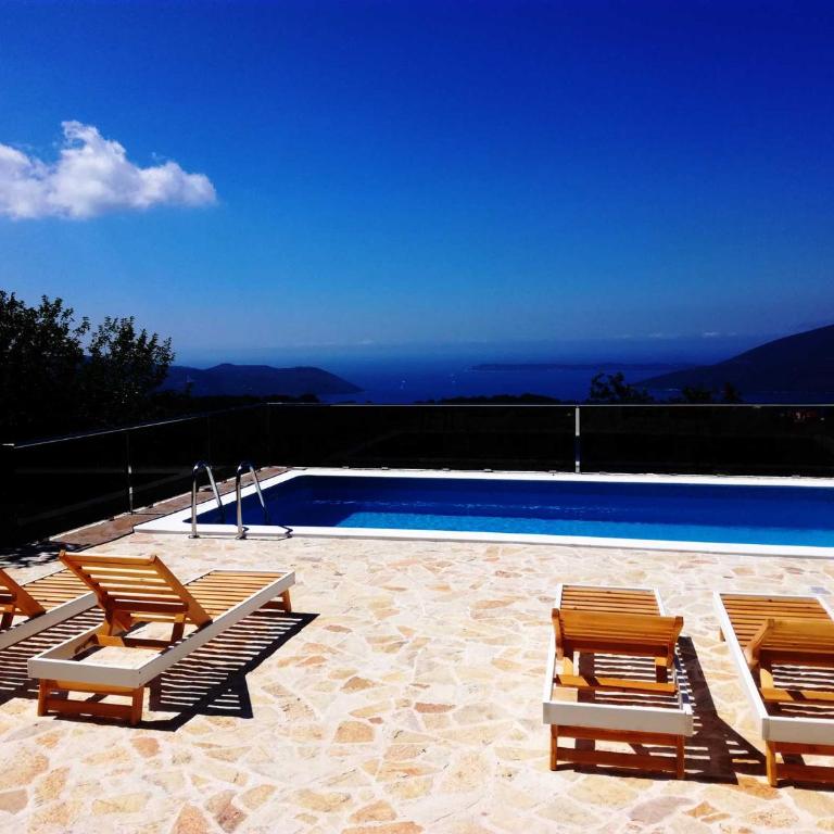 Vila Bella Vista - Three-Bedroom Villa - 55
