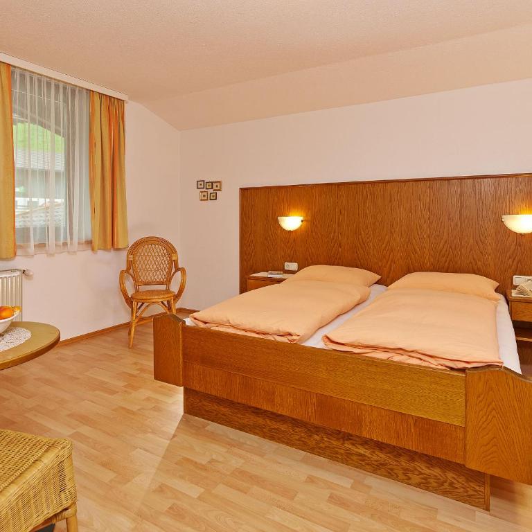 Haus Marcell - Standard Apartment mit 2 Schlafzimmern und Balkon - 1