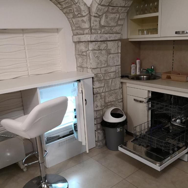 Apartment Zemun Old Town Center - Apartman - Prizemlje - 26