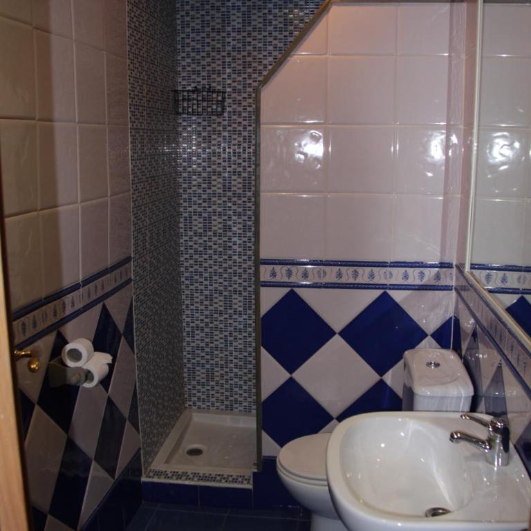 Posada de Peregrinos - Habitación Doble Estándar con baño compartido - 8