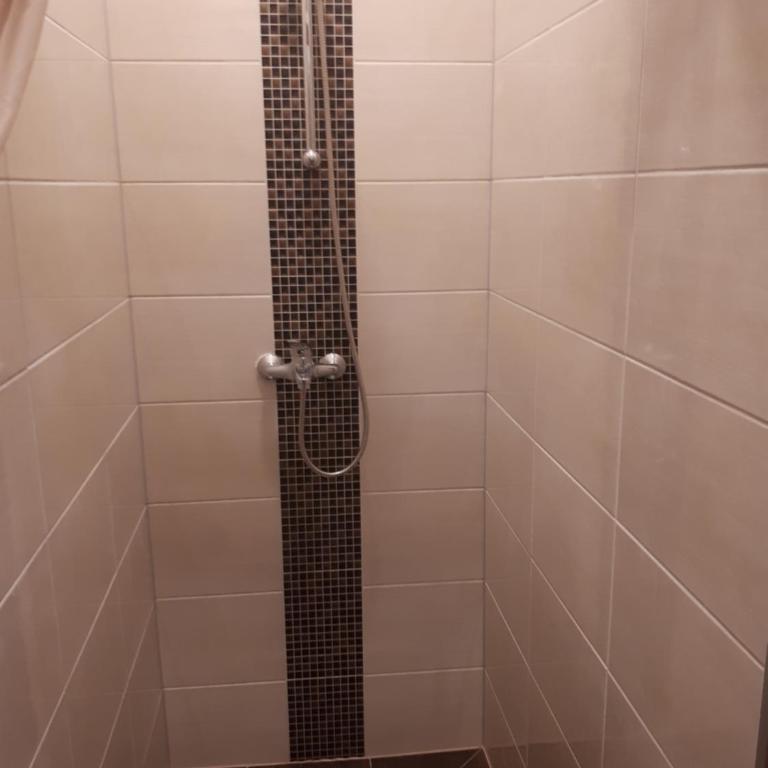 Apartments and rooms Lena - Family Room - 7