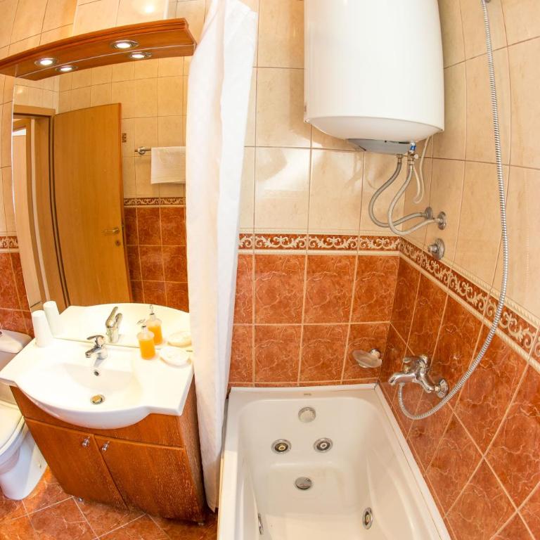Apartments Luka - Apartman sa 1 Spavaćom Sobom - 2