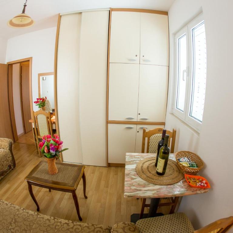 Apartments Luka - Apartman sa 1 Spavaćom Sobom - 3