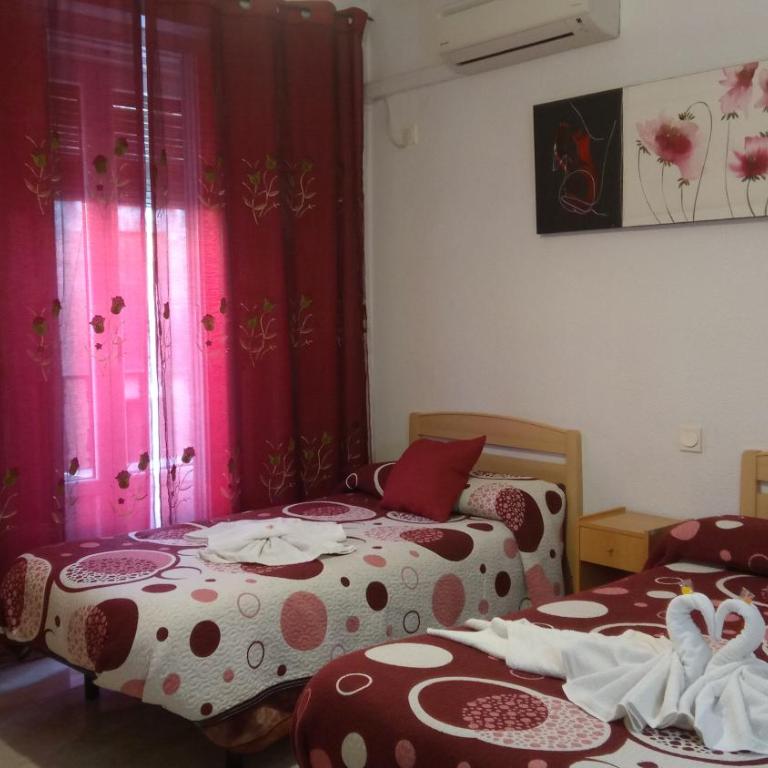 Hostal Huespedes Toledo - Camera Tripla - 2