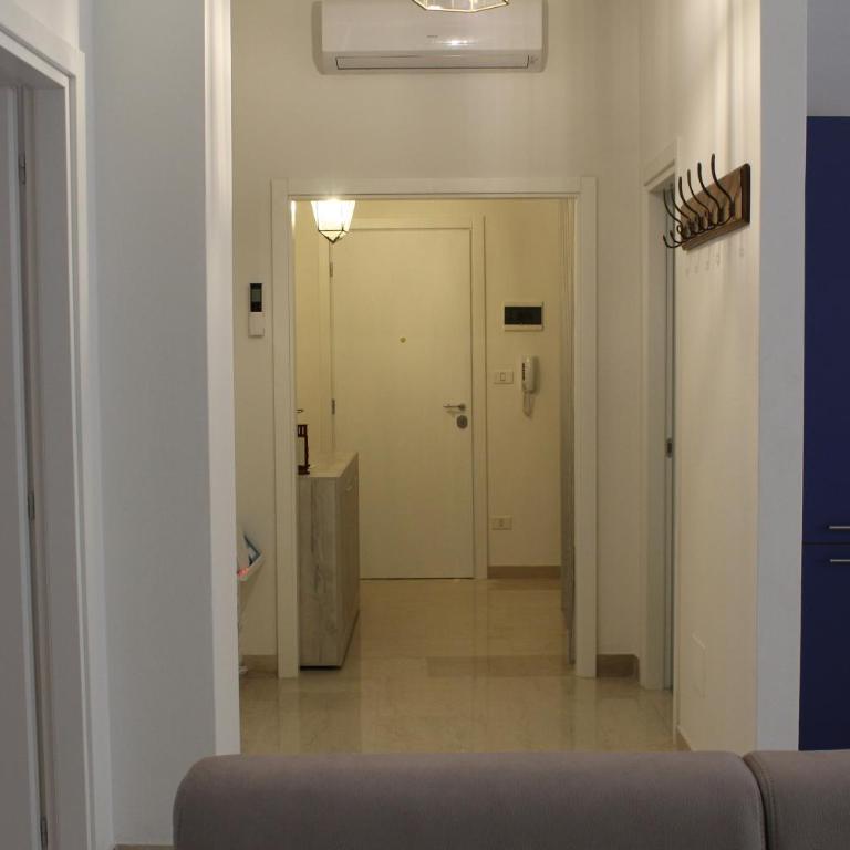 Carbonara Apartment - Two-Bedroom Apartment - 22