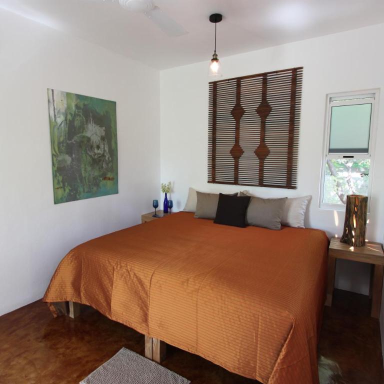 Hotel Villa Mozart y Macondo - Habitación con cama extragrande y balcón - 3