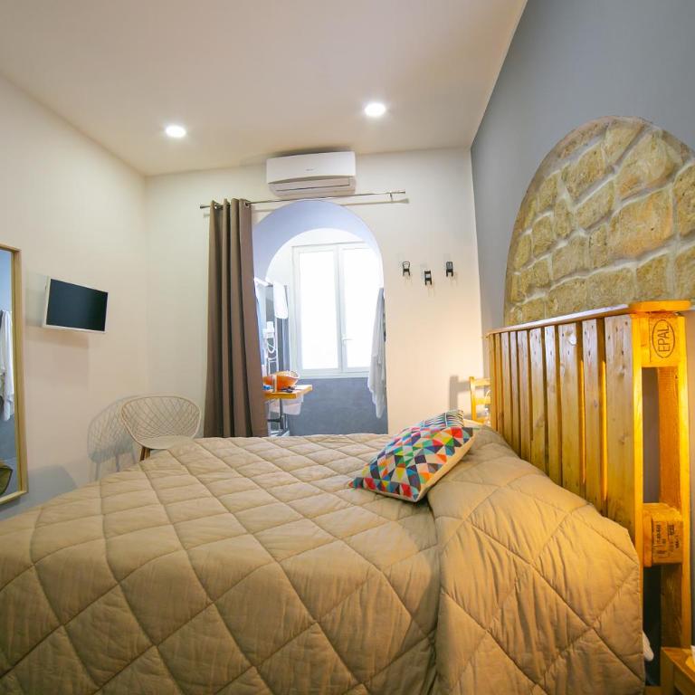 Le 4 Stagioni Dante's Suites H Napoli Centro, by ClaPa Group - Camera King Standard - 3