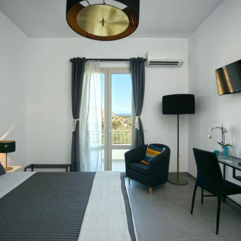 B&B Roda Barocco - Camera Tripla con Balcone - 3