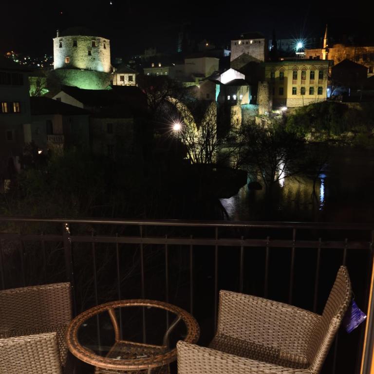Pansion Villa Nur - Deluxe Suite with Balcony and River View - 6