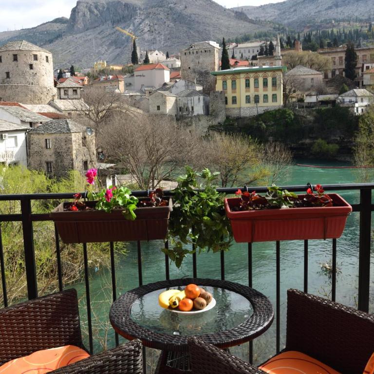 Pansion Villa Nur - Deluxe Suite with Balcony and River View - 5