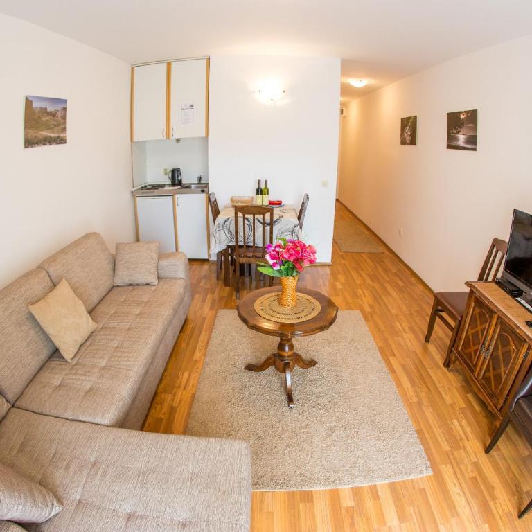 Apartments Luka - Apartman s 1 Spavaćom Sobom i Terasom - 16