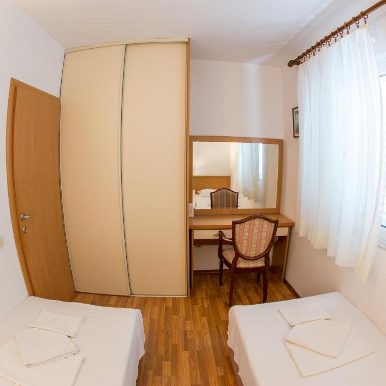 Apartments Luka - Apartman s 1 Spavaćom Sobom i Terasom - 19