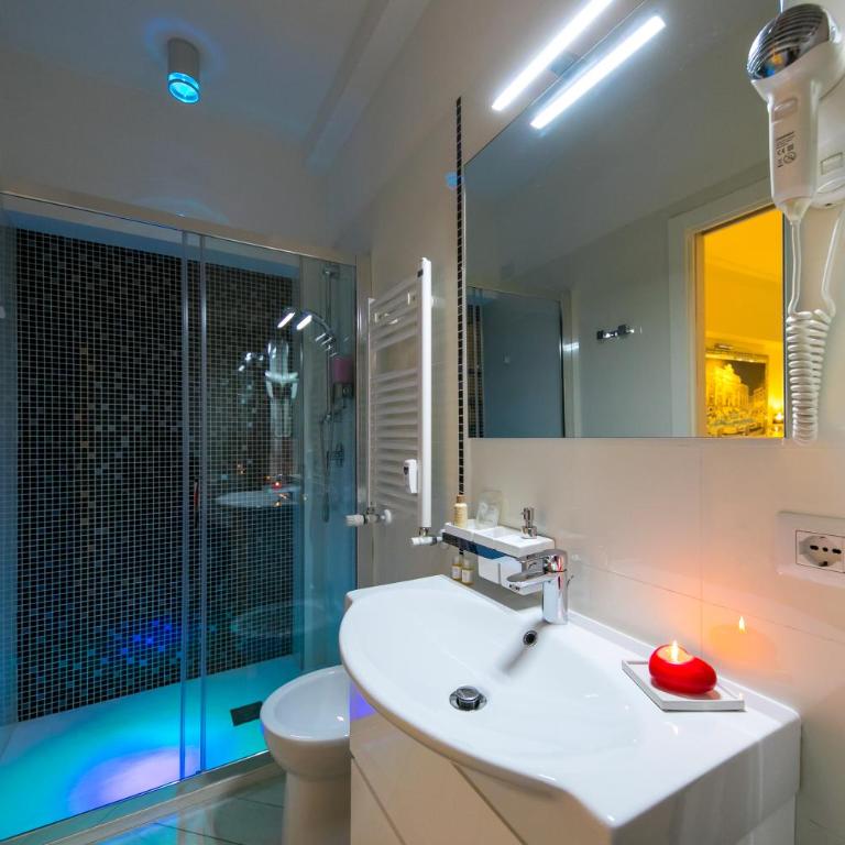 Suites Roma Tiburtina Elegance - Suite con Vasca Idromassaggio - 1