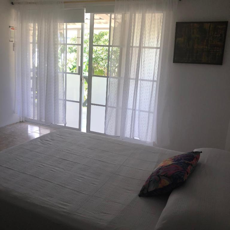 Hotel Miss Francias Home - Habitación Estándar - 1 cama grande - 11