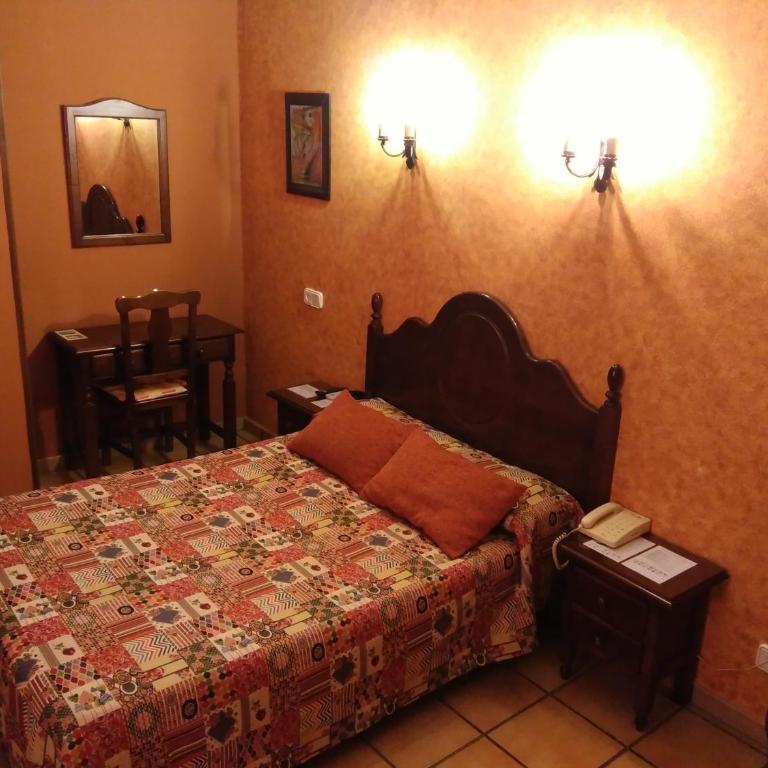 Hotel Riavela - Habitación individual grande con cama de matrimonio - 7