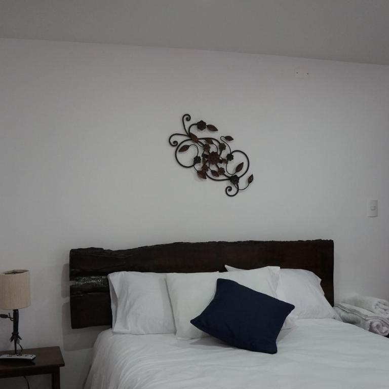 San Benito Hotel - Habitación Familiar con vistas a la montaña - 2