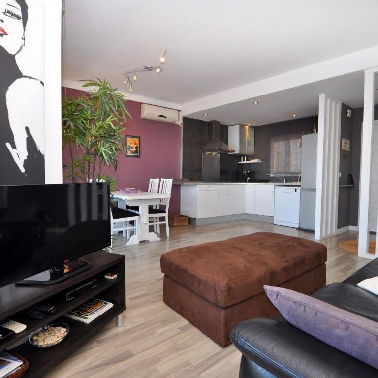 1089 Puig Rom - Apivend Immo - Apartamento - 5