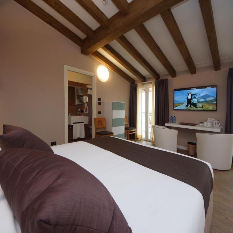 Hotel Clarin 14 by Dori - Camera Quadrupla Superior - 12