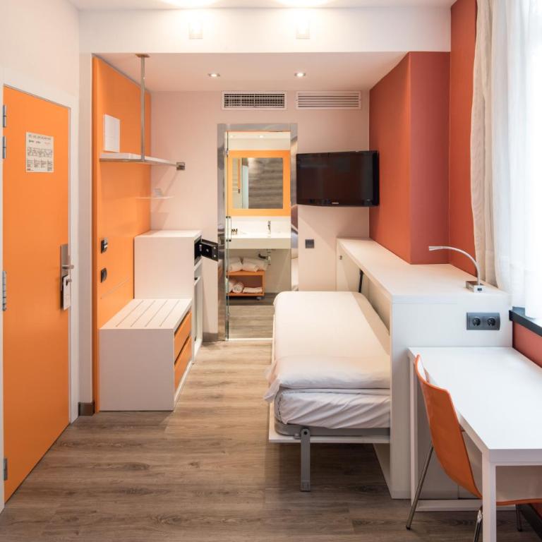 Catalonia Mikado - Triple Room (3 Adults) - 5