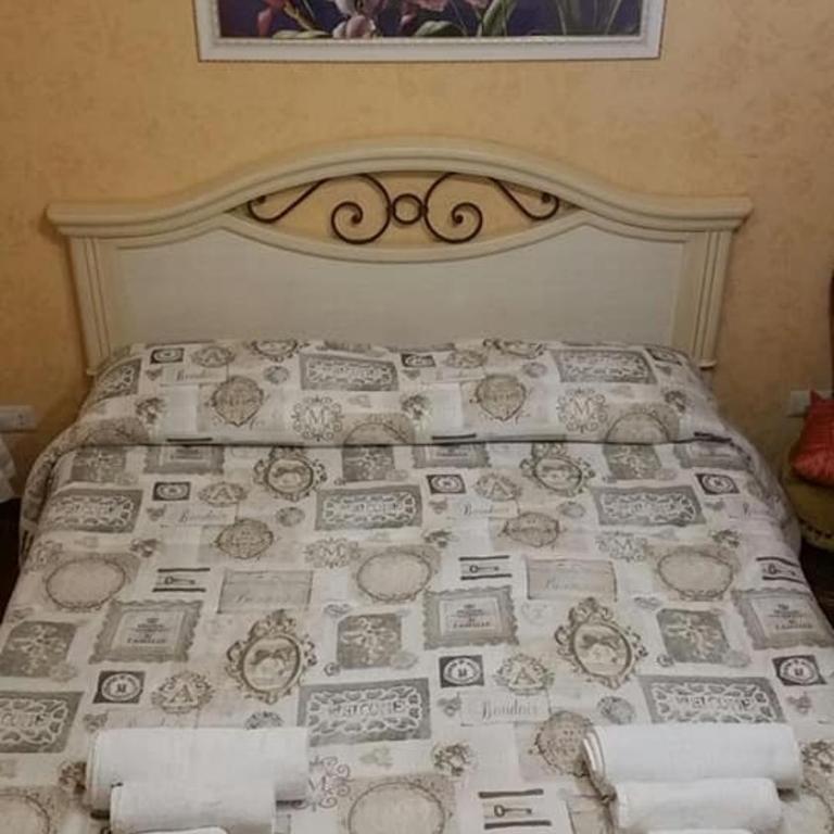 Bed&Breakfast La Cornucopia - Camera Matrimoniale con Bagno Privato - 2