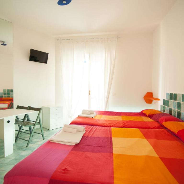 Suite House L'Isola Che Non C'è - Junior Suite con Terrazza - 11