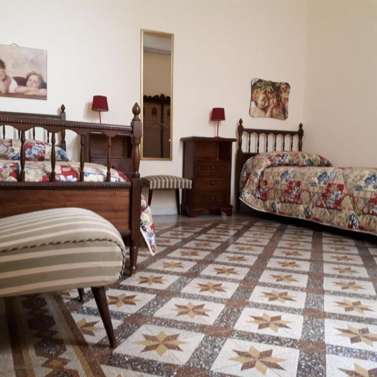 Casa Nonna Rosa - Camera Doppia con Letti Singoli con Bagno Privato Esterno - 3