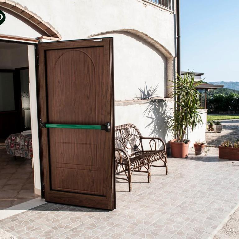L'Eremo Country House - Camera Matrimoniale con Accesso Disabili - 6