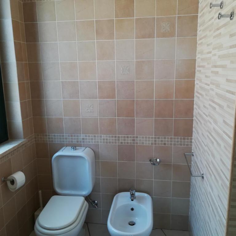 La Collina Capo d'Orlando - Camera Matrimoniale con Bagno Privato e Vista Mare Parziale - 3