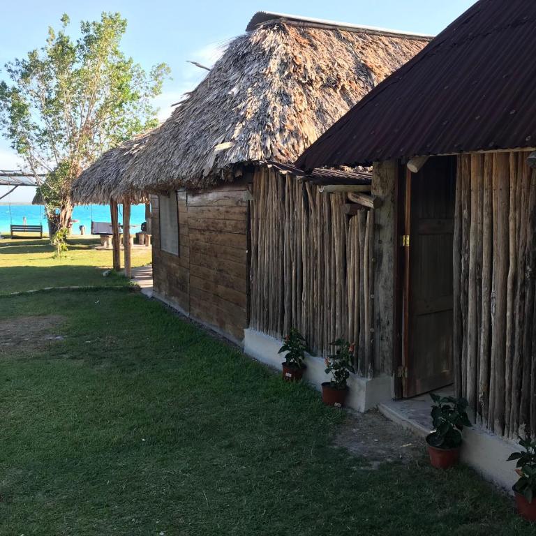 Ecocamping Yaxche - Habitación Doble con vistas al lago - 17