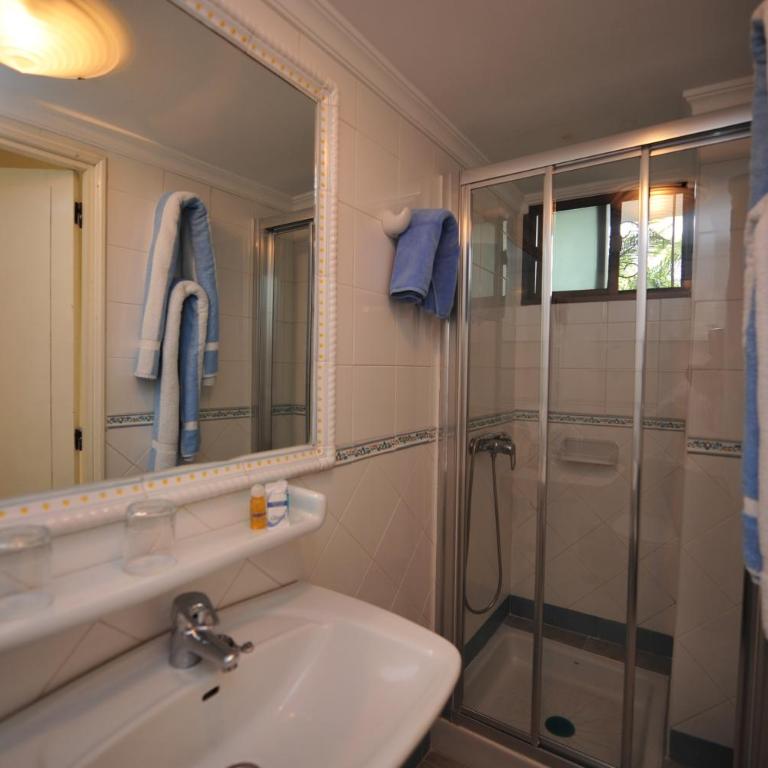 Apartment Hotel TABOGA - Apartamento de 1 dormitorio con balcón - 8