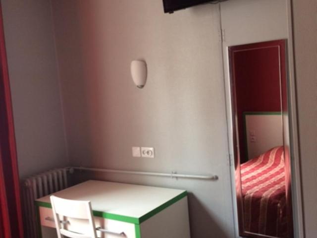 Hotel Les Arcades - Chambre Lits Jumeaux Standard - 6
