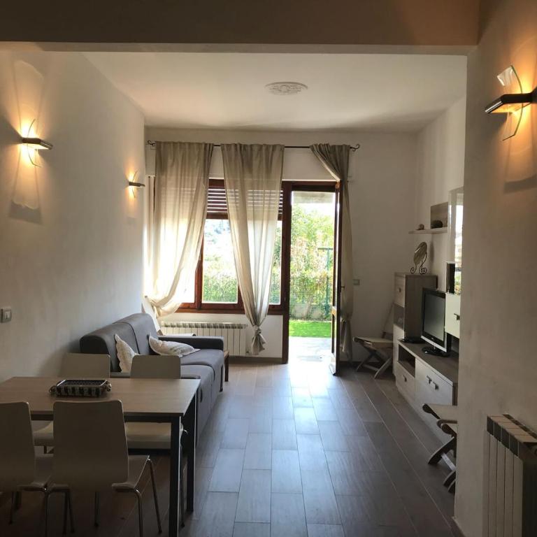 Crosa Dell'Oro - Appartamento con Vista Giardino - 15