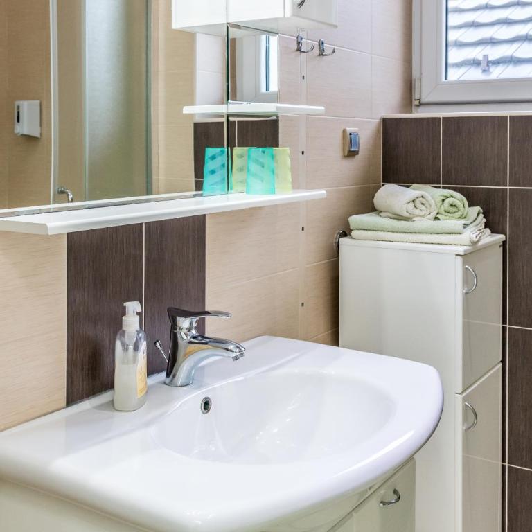 Kalanj Apartmani I Sobe - Standardni Studio - 11