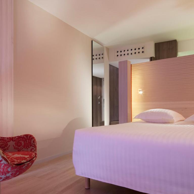 Oceania Clermont Ferrand - Standard Double Room - 4